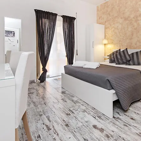 De Guestibus 게스트하우스