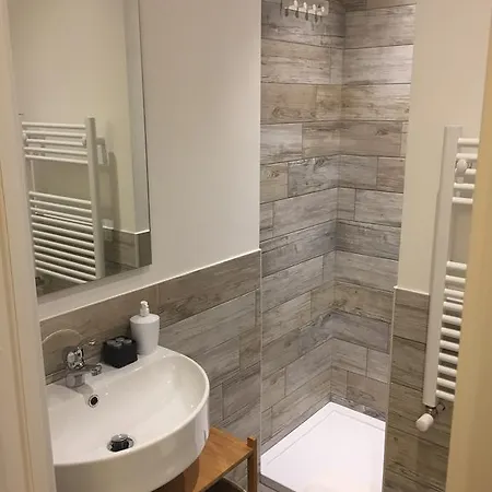 De Guestibus 4* Rom